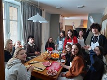 11 C Kompānija