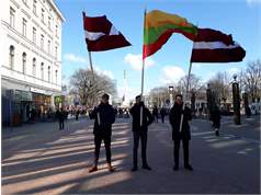 28827482 2203588889659139 7641716104713025298 O