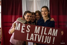 26773491106 F8ece742b2 K